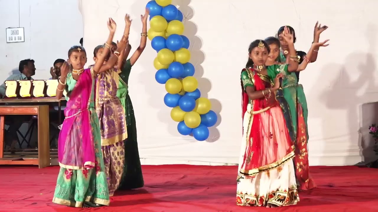 Swagat Git Dance Performance By Shree Kumbhan Kanyashala Girls In ...