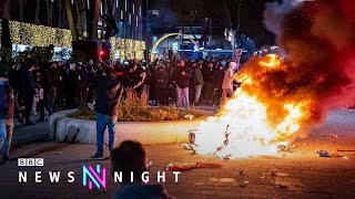 How anti-vax Facebook groups fuelled violence in Holland - BBC Newsnight