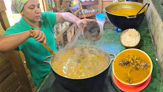 LA DOÑA PIDE COMIDA PARA SU NIETO. Caldo D Atún COMIDA TIPICA. La vida del campo.