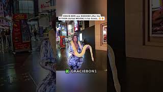 Gracie Bon Was Shocked After The Python Started Moving In Her Hands