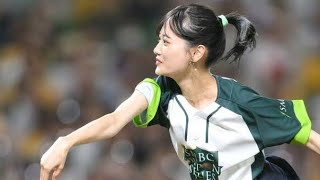 山下美月の始球式に客席わく　解説者も絶賛のダイナミックな投球フォーム　上々のワンバン投球に満面の笑み