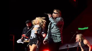 Welcome To The Jungle - Carrie Underwood & Axl Rose 3/13/23