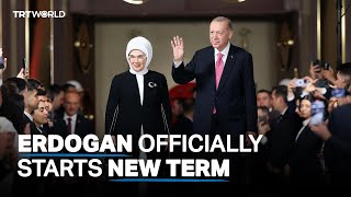 Erdogan officially starts his new term after taking oath