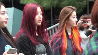 직캠Fancam 뮤직뱅크 입구 Music Bank Entrance 151023 트와이스 Twice pt 2