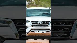 Why fortuner don't have sunroof? #yautube #shorts #fortuner