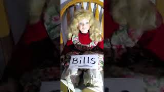 Annabelle Picks Super Bowl WINNER (Seizure Warning!)