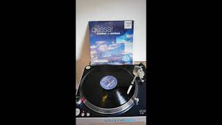 Vinyl 032 - Quasar - October (Q Dandy remix)