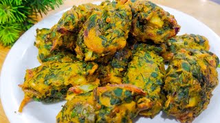 आलू पालक के कुरकुरे पकौड़े ऐसे बनाएंगे तो पूरी पराठा भूल जायेंगे | Aloo Palak Pakode | Pakoda |