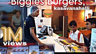 Bengaluru biggies Burgers 🍔🍔 kasavanahalli  restaurant  vlog