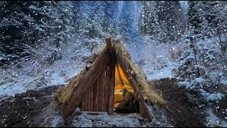 He Built a Warm Shelter on the Mountainside. Survival Underground in the Wild Forest. Bushcraft