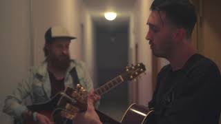 Divine Attraction - No Weapon (Live In The Hallway)