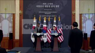 SOUTH KOREA: OBAMA - PARK BILAT  WALK-UP