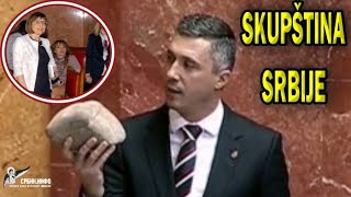 Skupština: Boško sa kamenom, otimanje mikrofona, SNS na nogama i izborna krađa (Oktobar 2017)