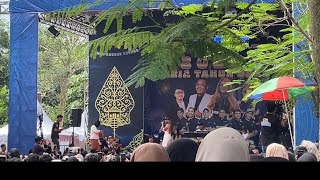 KONSER ADE ASTRID DAN SULE DI prikitiw land SUBANG PECAH MEMBELUDAK