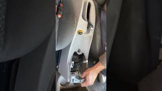 Renault Modus airbags ECU location