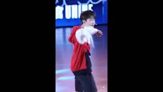 [Fancam] UNINE 管栎 Guanyue 20190818 Like A Gentleman