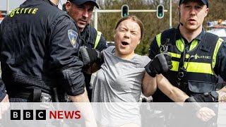 Greta Thunberg arrested at Hague climate protest | BBC News