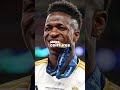 voici pourquoi vinicius a enlevé ses tresse halamadrid football vinijr mbappe