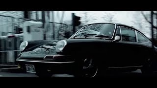 Robert Redford driving Porsche - Spy Game