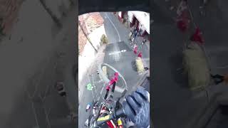 Skillful Cyclists Navigate Narrow Gullies!