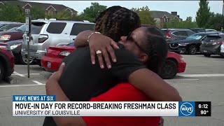 UofL welcomes record freshman class for move-in day