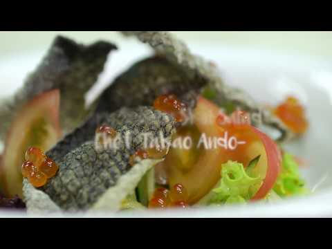 Healthy Bites: Crispy Salmon Skin Salad Healthy Bites: Crispy Salmon Skin Salad