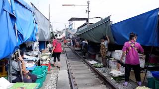 【タイ】メークロン傘たたみ市場 Maeklong, Samut Songkram (ตลาดร่มหุบ)