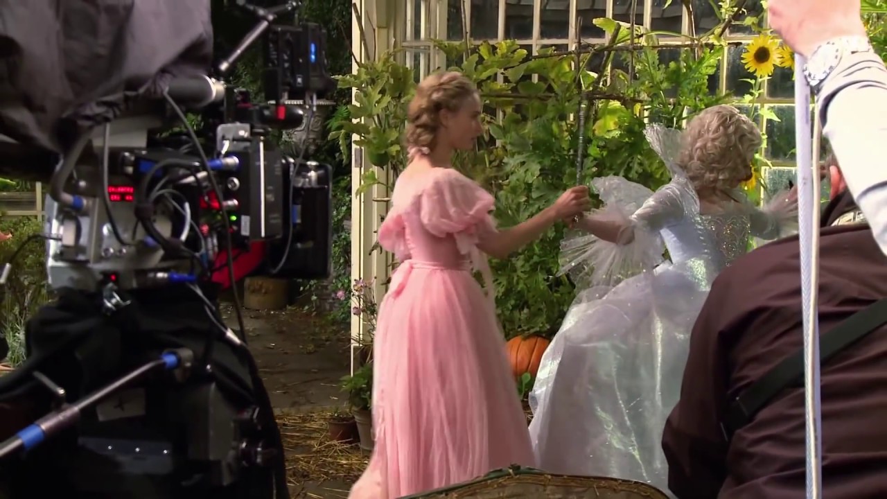 Cinderella Behind The Scenes Footage - Richard Madden, Lily James, Cate ...