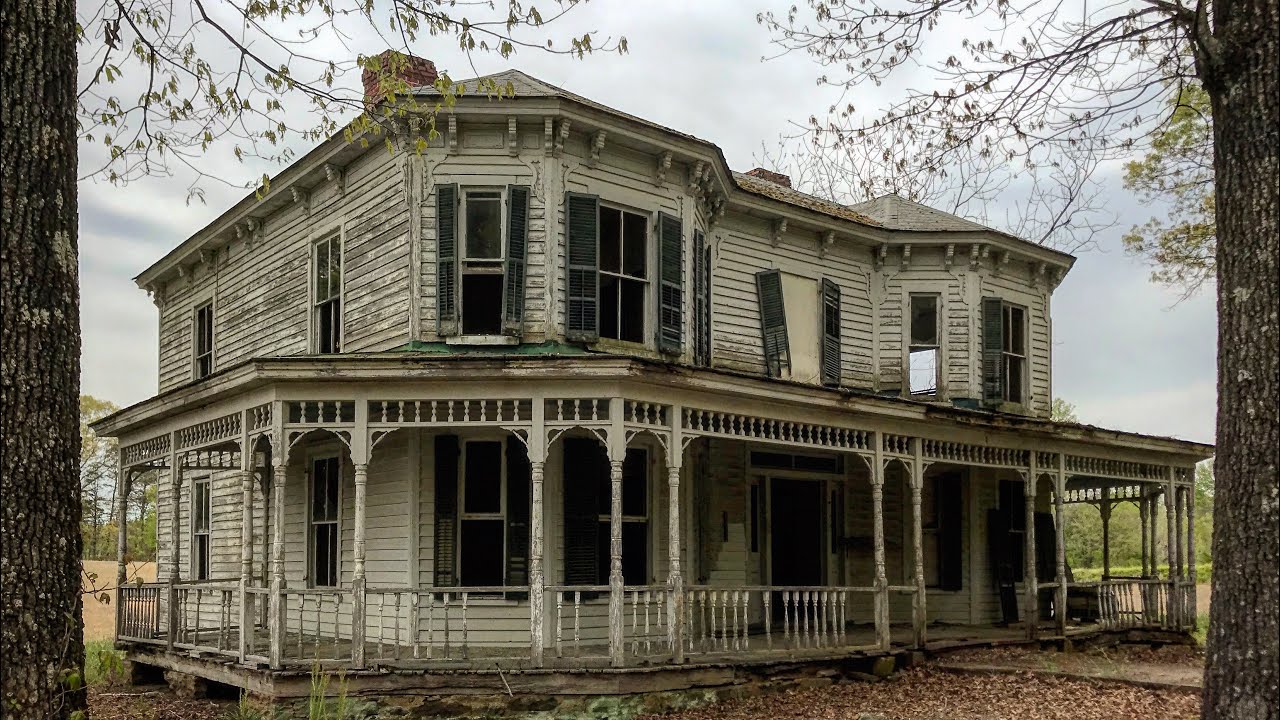 Beautiful 164 Year Old Once Grand Abandoned House Down South - YouTube