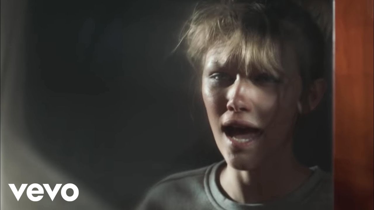 Clearly By Grace Vanderwaal Samples Covers And Remixes Whosampled