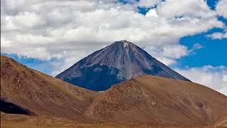 Lascar (volcano) | Mountains Of The World