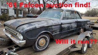 Classic car & truck auction: 1961 Ford Falcon Futura parked 20 years! Will it run & walk around!!