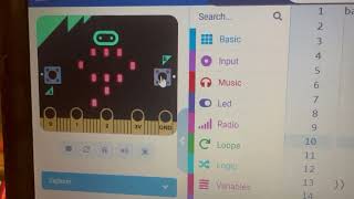 Programming the BBC Microbit in JavaScript (use buttons).
