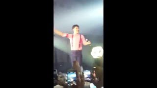 160227 EXO'luXion in Jakarta - 3.6.5 D.O cut (kyungsoo sneezing while singing)