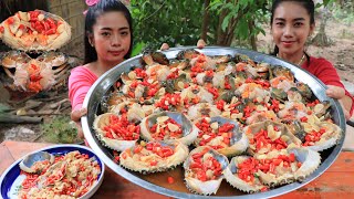 How to make crab salad with chili and fish sauce recipe