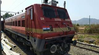 Erode #WAP4 22568 with stranded freight at Panvel station