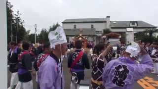 平成２５年 三鷹  井口八幡神社 例大祭  神輿渡御 立派な神輿だ。