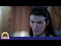 《陳情令2》之忘羨渡情劫【魔道祖師】第45集 魏無羨被這兩人一邊往懷裏塞東西一邊被兩人往他們攤位外邊推，生怕魏無羨下一秒會被狗追得撞壞他們攤位。（肖戰，王一博）