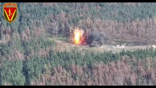 Ukrainian forces from hit a Russian D-30 howitzer battery with DPICM cluster munition fire