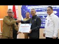 Penyerahan Penghargaan Kepala BNN RI Kepada Kepala Desa Sungai Raya Oleh Kepala BNNP KALBAR