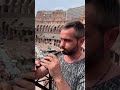 gagik gasparyan duduk coliseo romano .