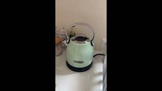 Review KitchenAid KEK1222PT 1.25-Liter Electric Kettle - Pistachio