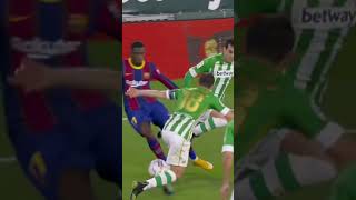 Ousmane Dembele has defenders spinning in sync 😳🔥 #dembele #dembouz #messi #barcelona #football