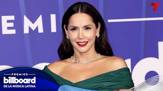 Carmen Villalobos confiesa por qué los nervios le ganan en alfombra roja | Premios Billboard 2024