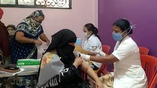 Solapur Vaccination : मशिदीत एका दिवसात 400 जणांचं लसीकरण;  जनजागृतीसाठी मोठं पाऊल ABP Majha