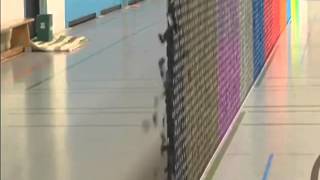 World's Largest Domino Wall Fall To Pieces