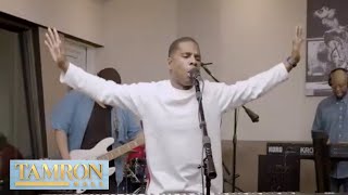 Kirk Franklin Performs “Favor” on “Tamron Hall” | TH Lounge