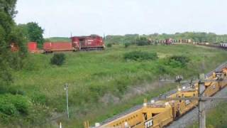 TRIPLE MEET - Three Freight Trains Meet Near Lake Ontario