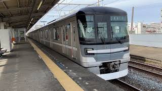 東京メトロ13000系13104F 五反野駅発車