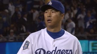 2008 NLDS Gm3: Kuroda K's four over 6 1/3 innings